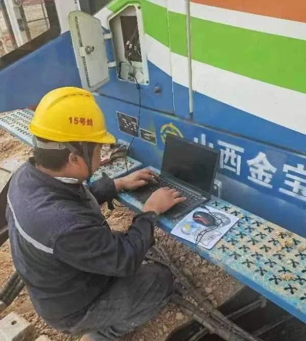 “五一他们依然在岗，服务很周到，97国际很安心。”