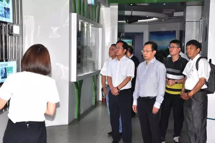 博世力士乐高层到访97国际工业园区