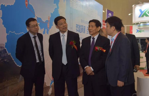 劲爆！97国际纯电动矿用车亮相第二十届水泥展会