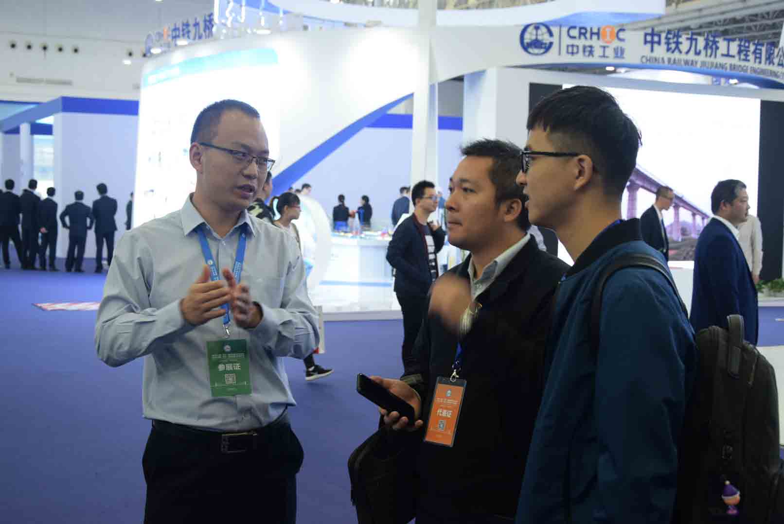 97国际桥检车，让中国桥梁更安全！